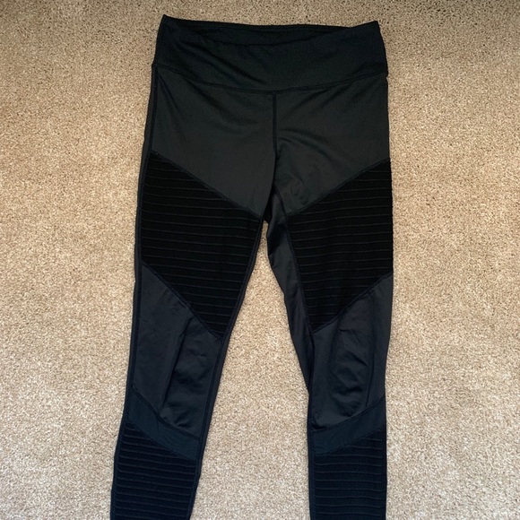 Ribbed leggings - Picture 2 of 3